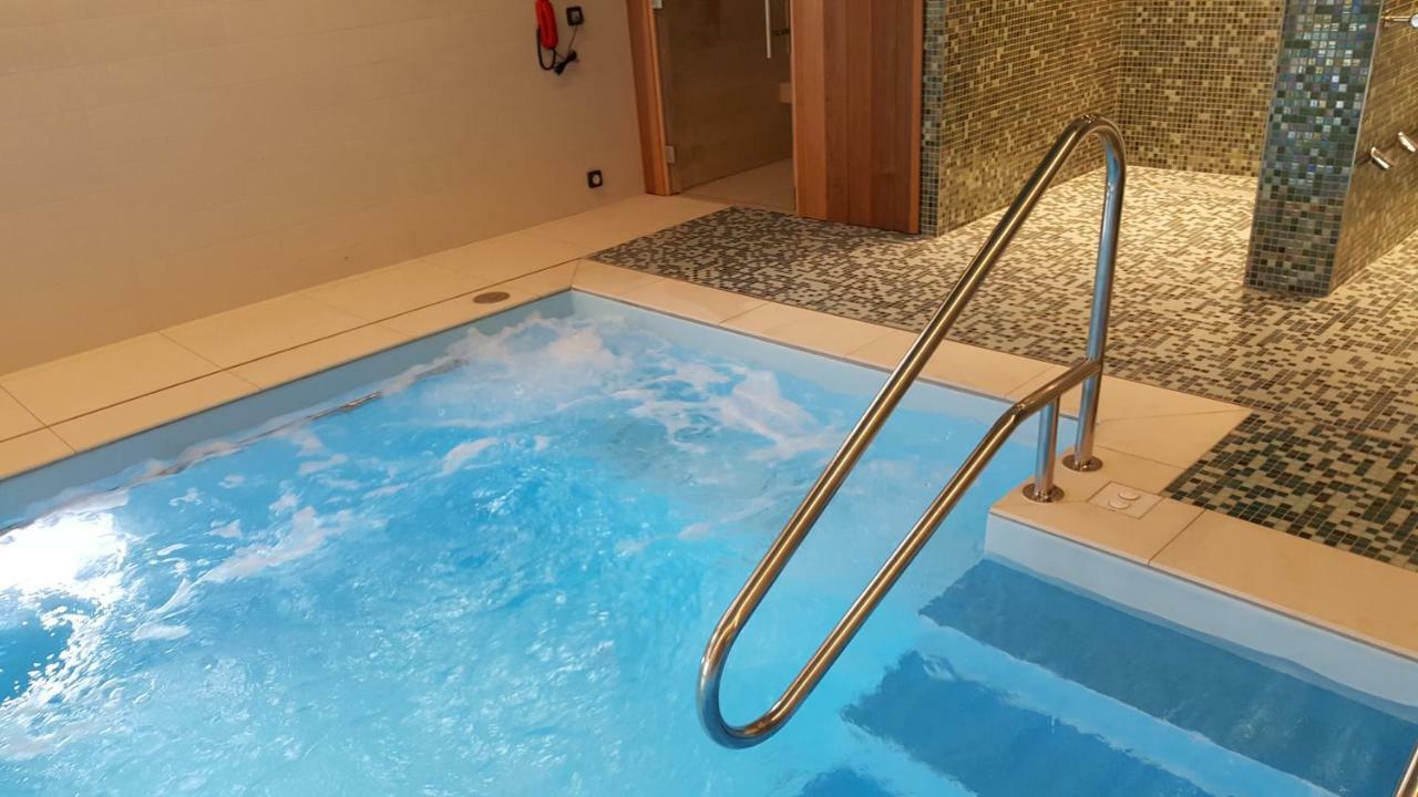 Domitys - Les Robes D'Airain Aparthotel Caen Bagian luar foto
