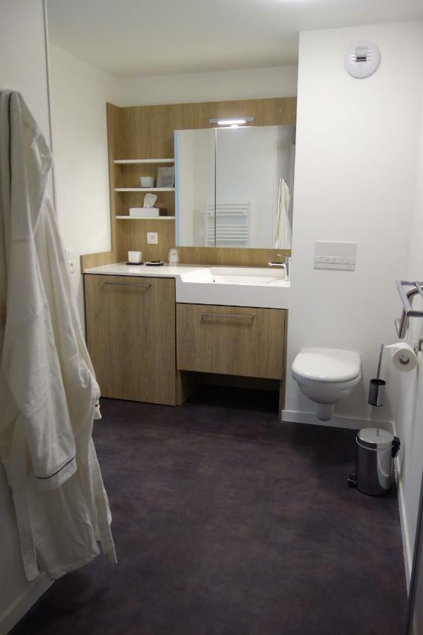 Domitys - Les Robes D'Airain Aparthotel Caen Bagian luar foto